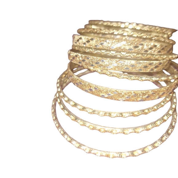 12:piece Indian gold tone bangle set. - Picture 2 of 4